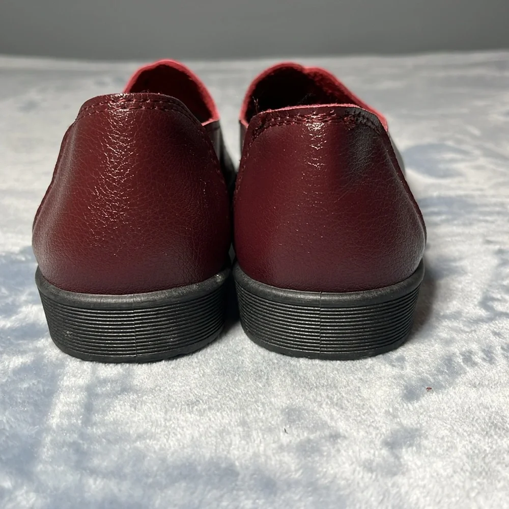 Women's Stylish Burgundy Loafers with Stud Detail - Picture 5 of 7